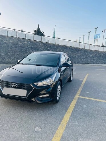 Hyundai Accent 2018, 213,000 km - 1.4 л - Bakı