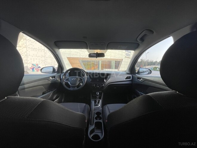 Hyundai Accent 2018, 213,000 km - 1.4 л - Bakı