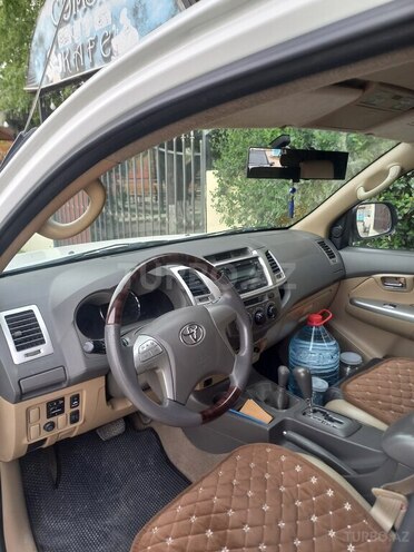 Toyota Fortuner 2013, 179,012 km - 2.7 l - Xaçmaz