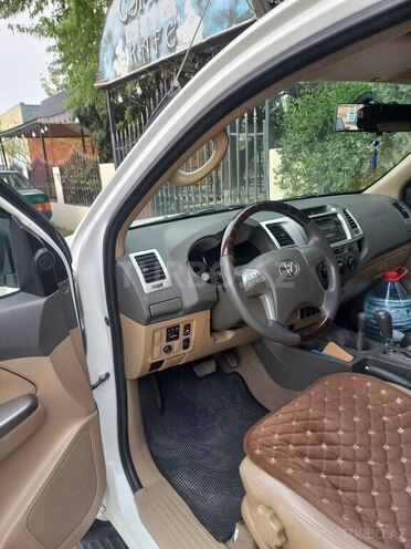 Toyota Fortuner 2013, 179,012 km - 2.7 l - Xaçmaz