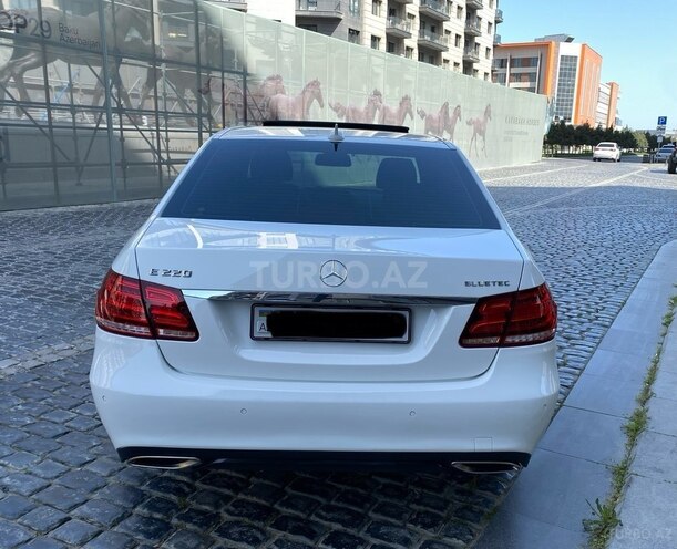 Mercedes E 220 d 2015, 194,000 km - 2.2 l - Bakı