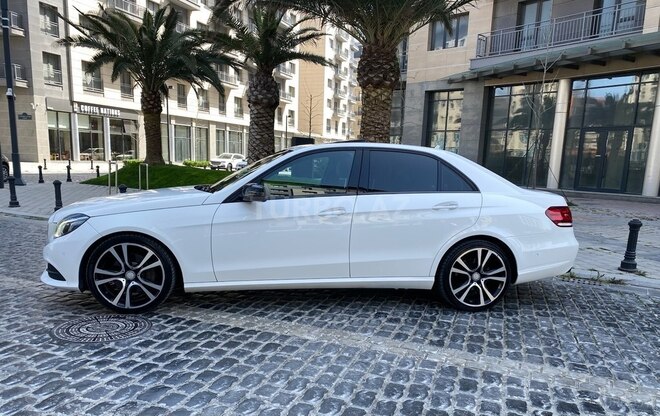 Mercedes E 220 d 2015, 194,000 km - 2.2 l - Bakı