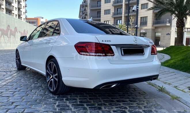 Mercedes E 220 d 2015, 194,000 km - 2.2 l - Bakı