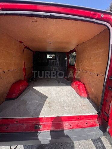 Ford Transit-8