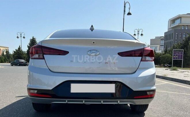 Hyundai Elantra 2018, 101,000 km - 2.0 l - Bakı