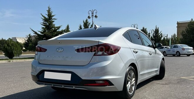 Hyundai Elantra 2018, 101,000 km - 2.0 l - Bakı
