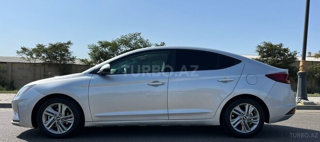 Hyundai Elantra 2018, 101,000 km - 2.0 l - Bakı
