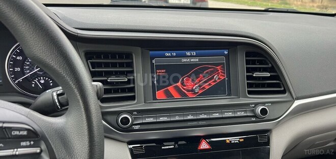 Hyundai Elantra 2018, 101,000 km - 2.0 l - Bakı