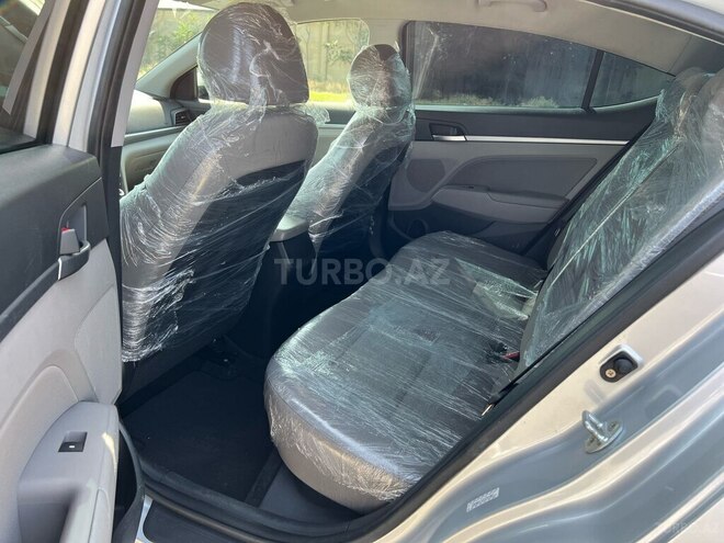 Hyundai Elantra 2018, 101,000 km - 2.0 l - Bakı