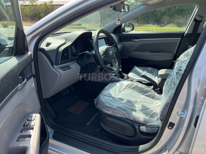 Hyundai Elantra 2018, 101,000 km - 2.0 l - Bakı