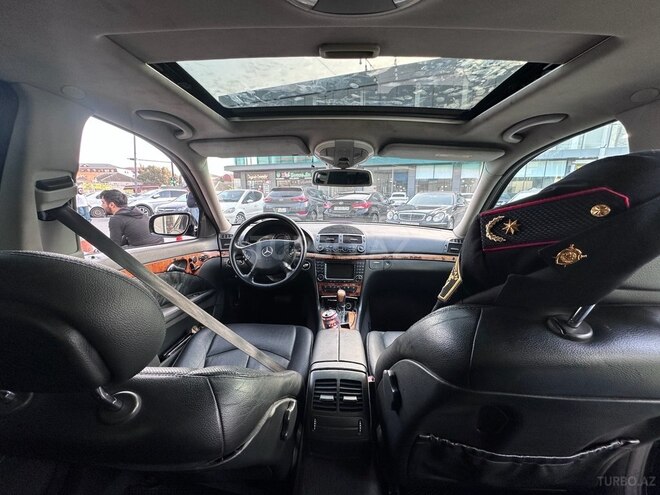 Mercedes E 240 2002, 330,000 km - 2.6 l - Bakı