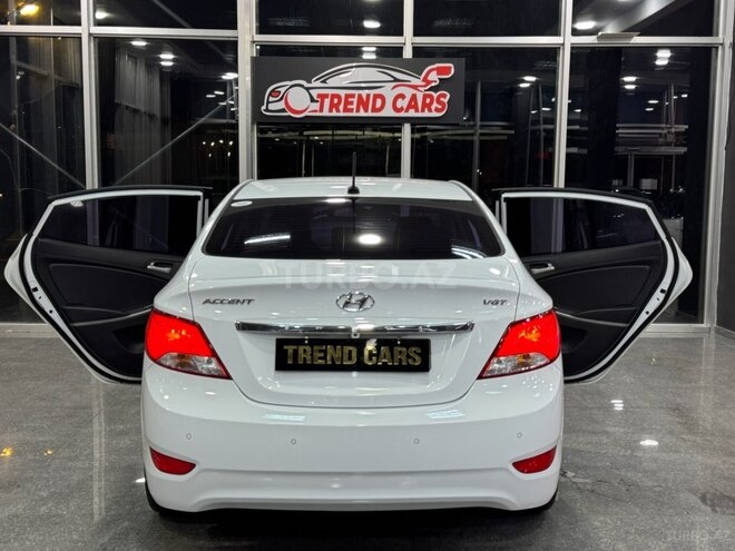 Hyundai Accent-10