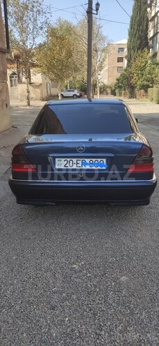 Mercedes C 240 2000, 220,000 km - 2.4 l - Gəncə