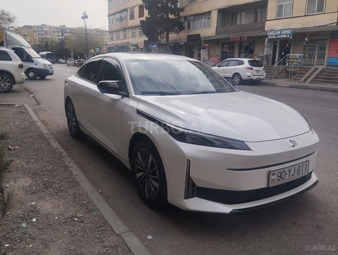 Changan Qiyuan A05 2024, 34,000 km - 1.5 л - Bakı