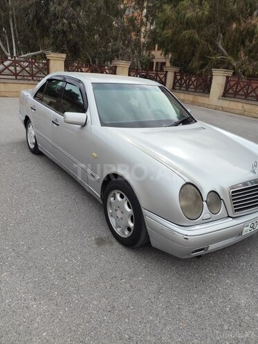 Mercedes E 320 1996, 426,780 km - 3.2 l - Bakı