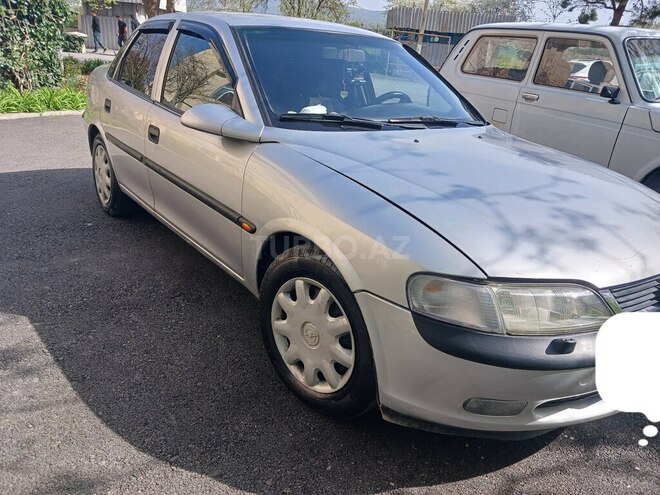 Opel Vectra 1998, 448,000 km - 1.6 l - Şamaxı