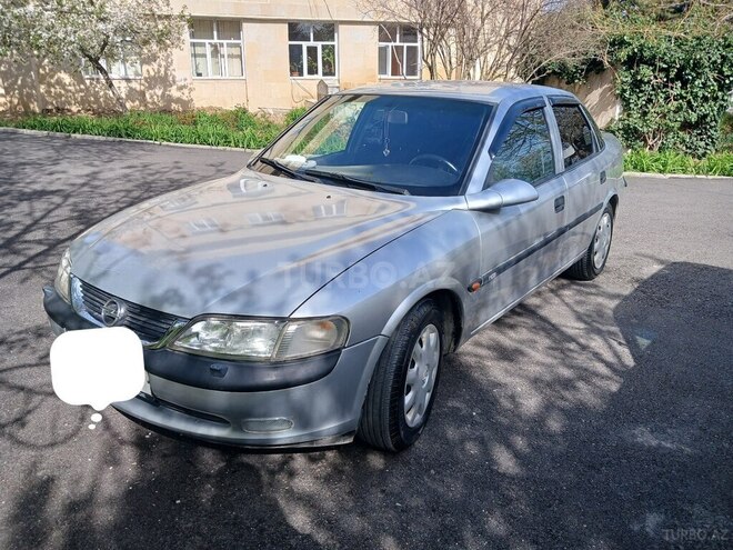 Opel Vectra 1998, 448,000 km - 1.6 l - Şamaxı