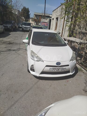 Toyota Aqua 2014, 305,000 km - 1.5 l - Bakı