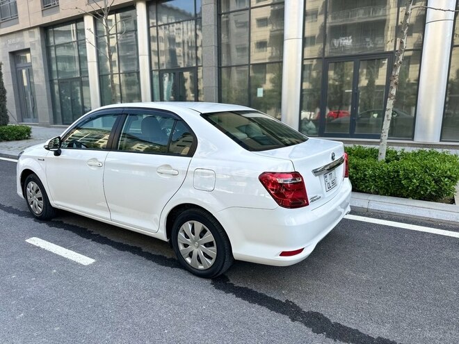 Toyota Corolla Axio 2017, 123,000 km - 1.5 l - Bakı