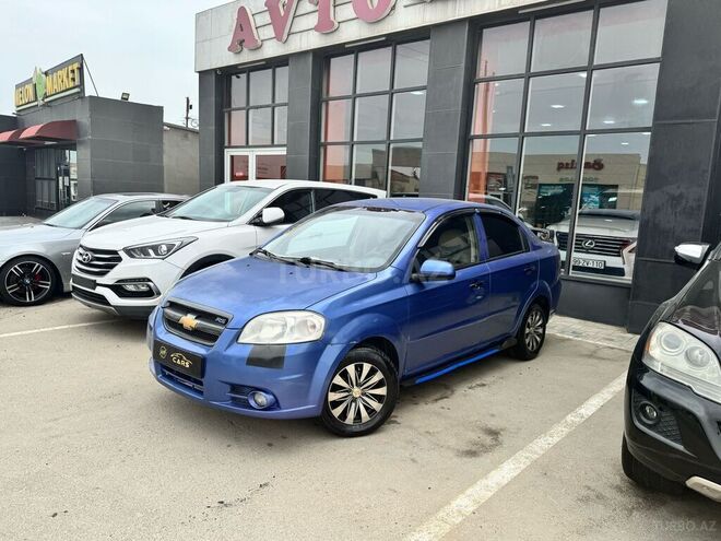 Chevrolet Aveo-5