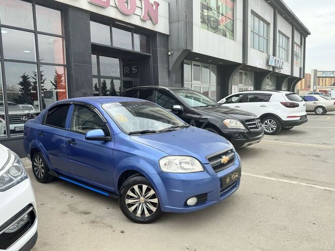 Chevrolet Aveo-6