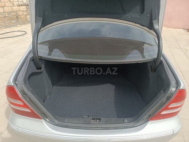Mercedes C 240 2002, 452,325 km - 2.4 l - Sumqayıt