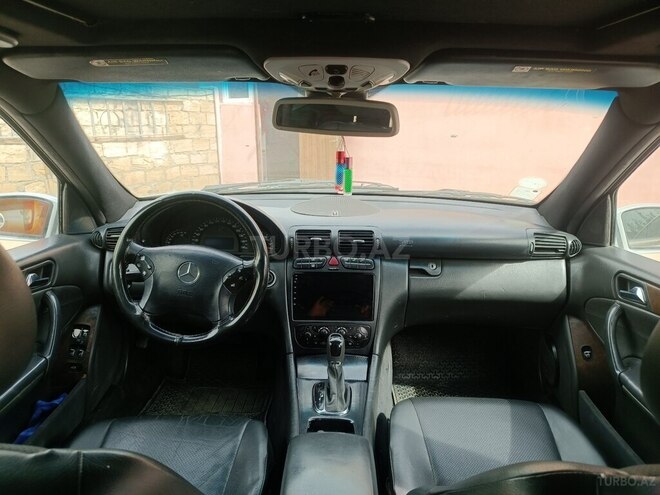 Mercedes C 240 2002, 452,325 km - 2.4 l - Sumqayıt