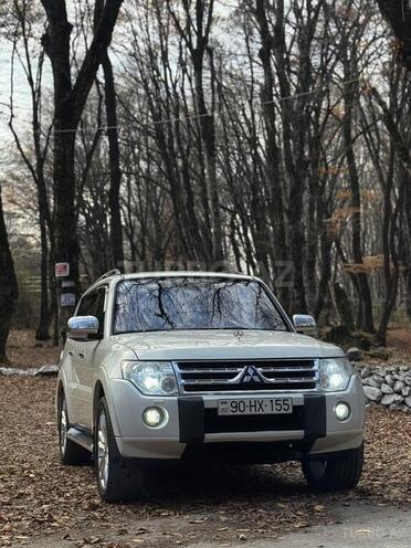Mitsubishi Pajero 2009, 9,999,999 km - 3.5 l - Ağdaş