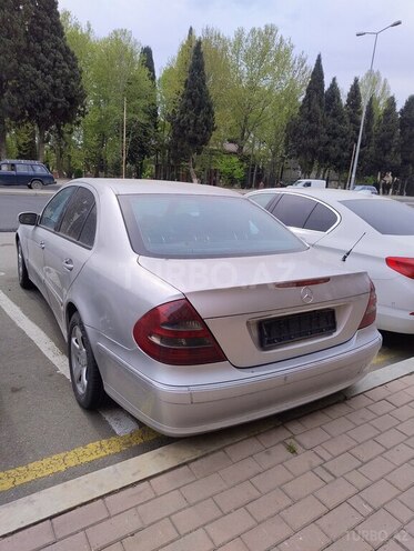Mercedes E 220 d 2002, 160,000 km - 2.2 л - Gəncə