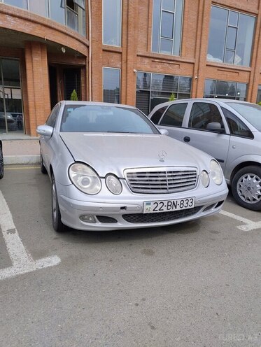 Mercedes E 220 d 2002, 160,000 km - 2.2 л - Gəncə
