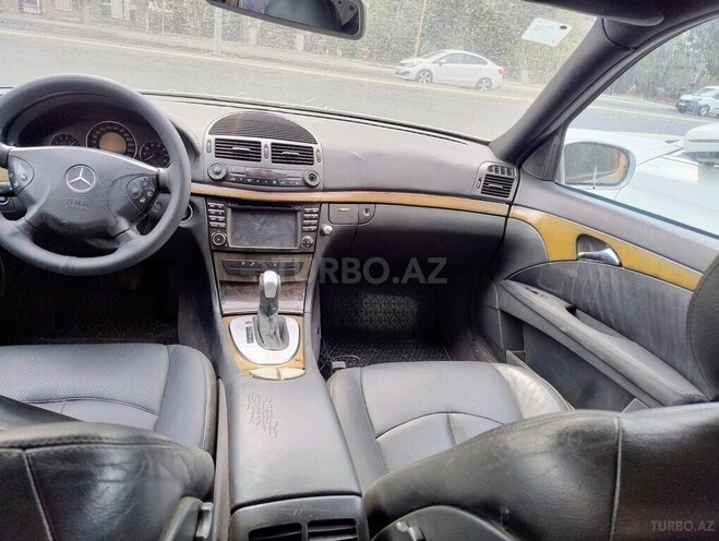 Mercedes E 220 d 2002, 160,000 km - 2.2 л - Gəncə