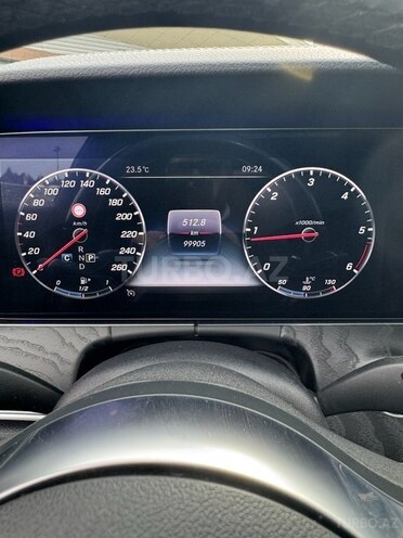 Mercedes E 220 d 2019, 99,900 km - 2.2 l - Bakı