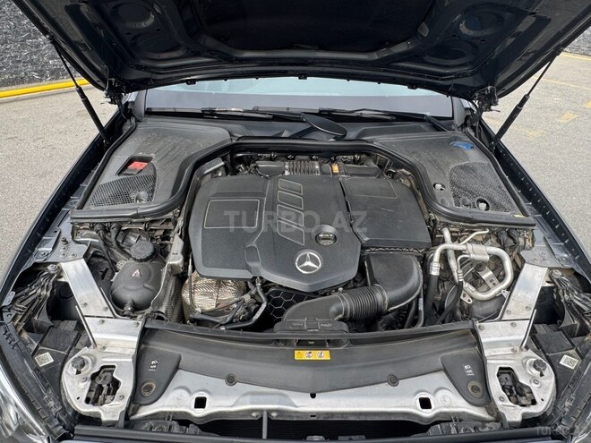 Mercedes E 220 d 2019, 99,900 km - 2.2 l - Bakı