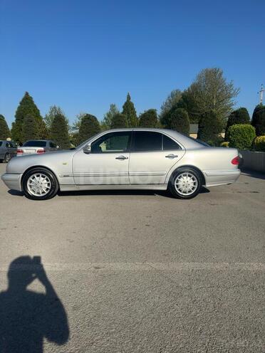 Mercedes E 240 1997, 460,000 km - 2.4 l - Bərdə
