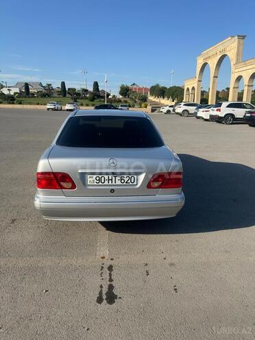 Mercedes E 240 1997, 460,000 km - 2.4 l - Bərdə