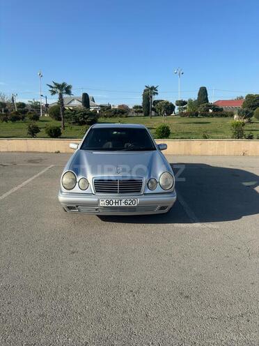 Mercedes E 240 1997, 460,000 km - 2.4 l - Bərdə