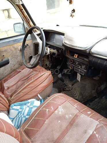 Moskvich  1992, 180,000 km - 1.3 l - Bakı