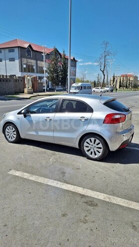Kia Rio 2012, 258,000 km - 1.1 л - Zaqatala