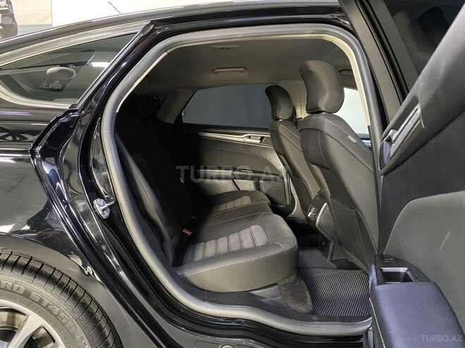Ford Fusion (North America)-17