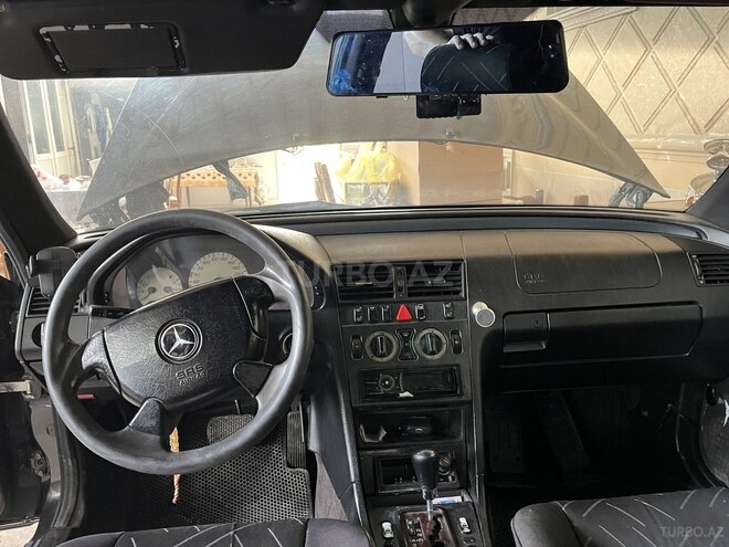 Mercedes C 240 1998, 300,000 km - 2.4 l - Bakı