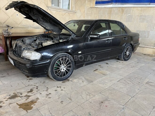Mercedes C 240 1998, 300,000 km - 2.4 l - Bakı