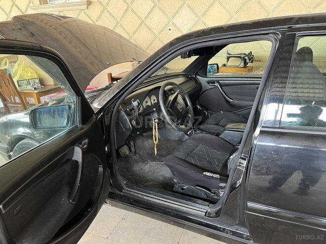 Mercedes C 240 1998, 300,000 km - 2.4 l - Bakı