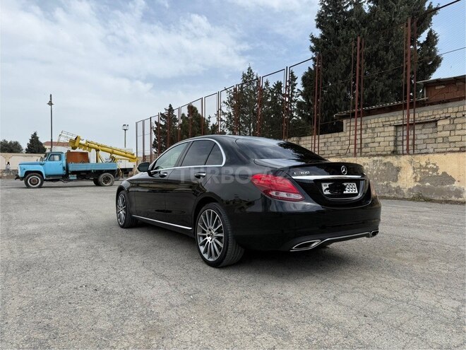 Mercedes C 300 4MATIC 2015, 215,000 km - 2.0 l - Bakı