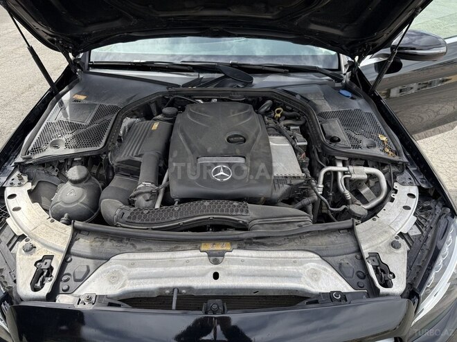 Mercedes C 300 4MATIC 2015, 215,000 km - 2.0 l - Bakı
