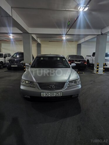 Hyundai Grandeur-1