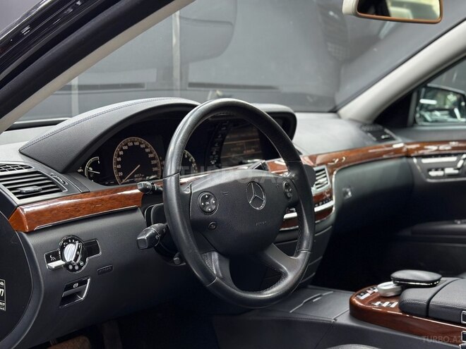Mercedes S 350 d-12
