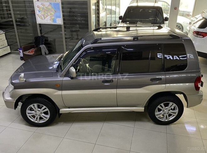 Mitsubishi Pajero io 1999, 399,000 km - 1.8 л - Sumqayıt