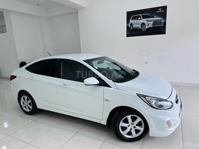 Hyundai Accent 2011, 216,000 km - 1.6 l - Sumqayıt