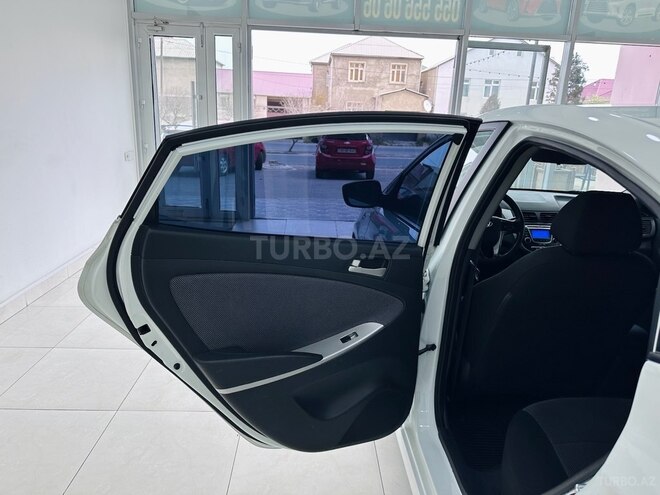 Hyundai Accent 2011, 216,000 km - 1.6 l - Sumqayıt