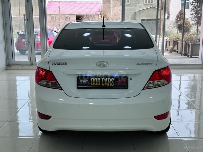 Hyundai Accent 2011, 216,000 km - 1.6 l - Sumqayıt